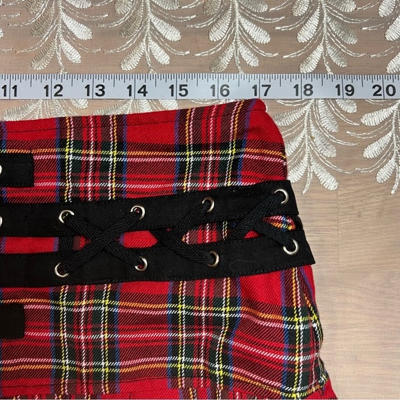 Tripp NYC Y2K Grunge, Emo Plaid Red Skirt w/ Black Lace-Up Detail -Size L -SK06 - Picture 7 of 8